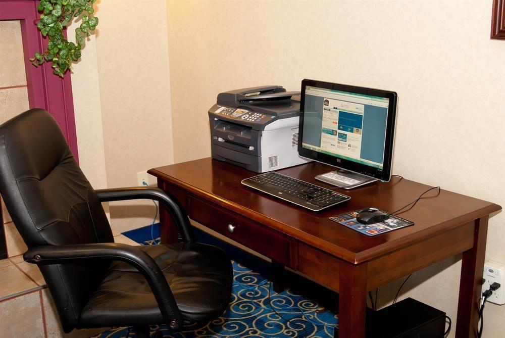 Countryside Inn And Suites Mount Orab Facilities photo